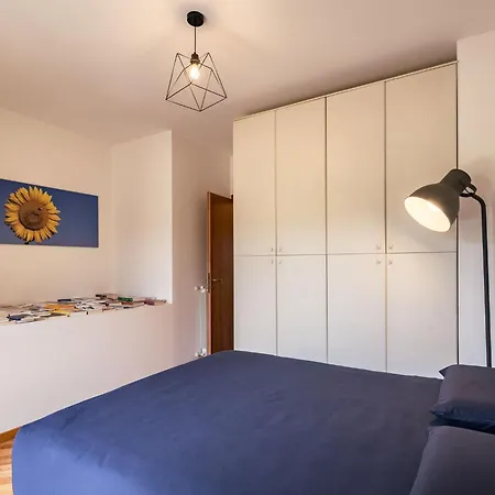 Apartment The Traveller's With Balconies And Garden! Chiassa Superiore
